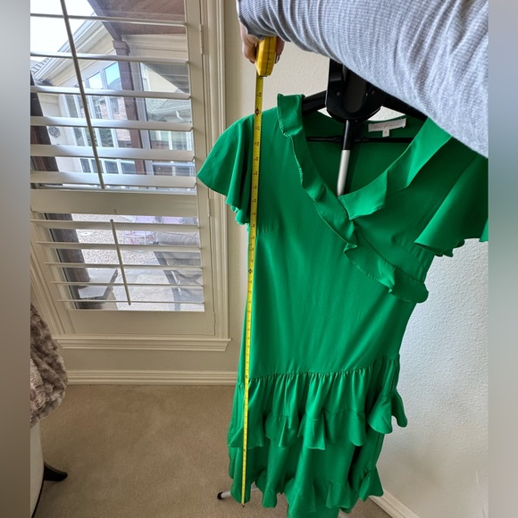 V-Neck Solid Ruffle Detail Midi Dress - Picture 7 of 8